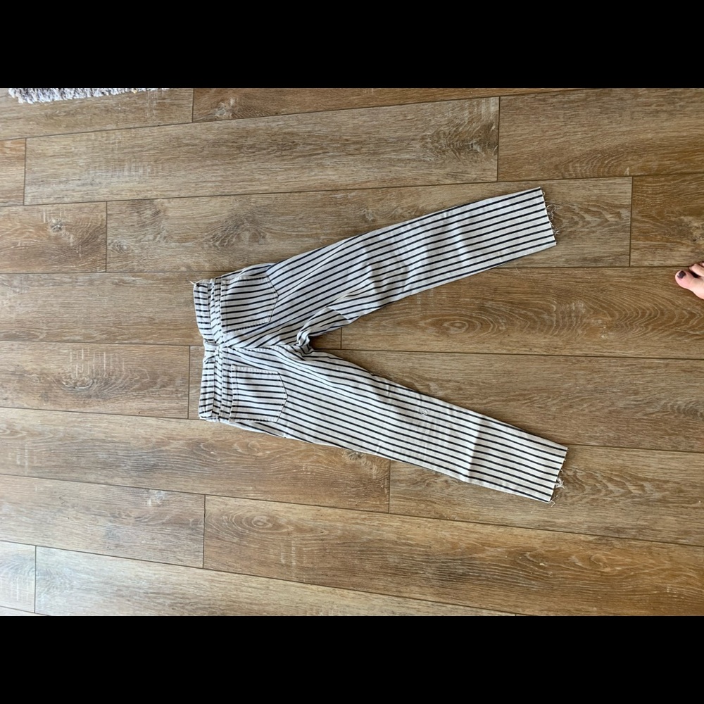 Volcom pants. - Picture 3 of 3